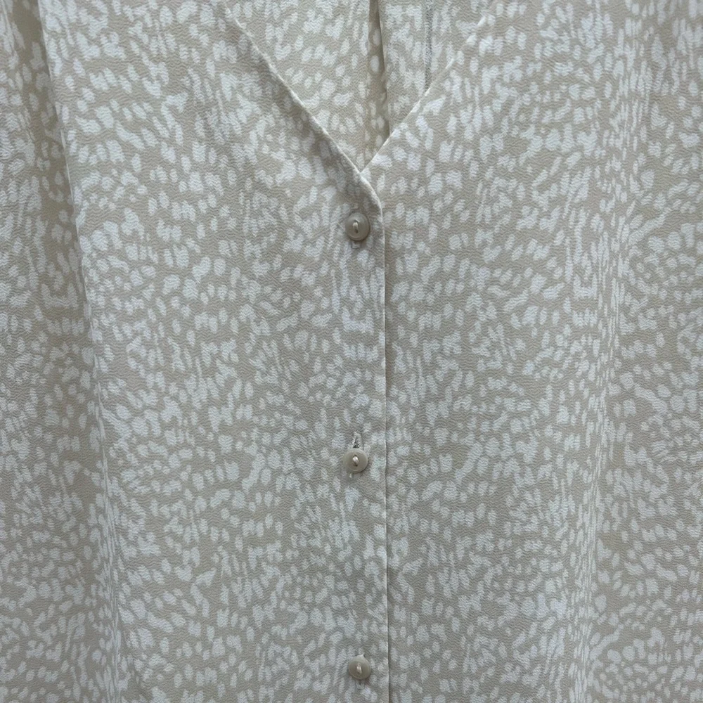 H&M Sheer Cream/White Buttoned Long Sleeve Blouse - Picture 2 of 4